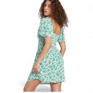 Billabong 💙 Floral Mini Dress with Teal & Purple Flowers Small